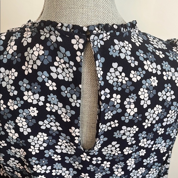 MICHAEL KORS Blue Floral Cold Shoulder Shorts Jumpsuit, Size M - Picture 8 of 14
